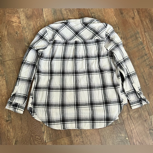 GAP Cream and Black Striped Shirt - Picture 2 of 3